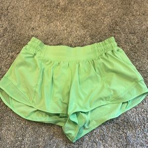 lulu lemon hotty hot